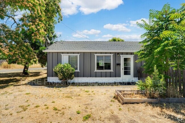 Building Photo - 7701 Molinos Ave Rental
