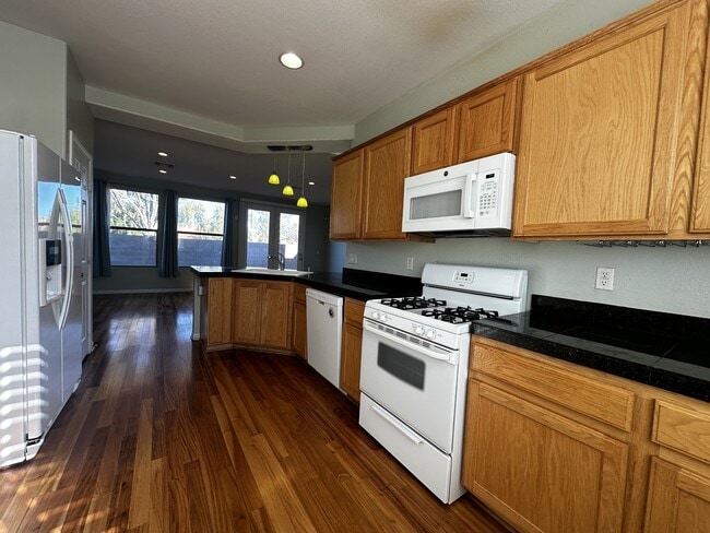 Photo - 7628 Belhurst Ave