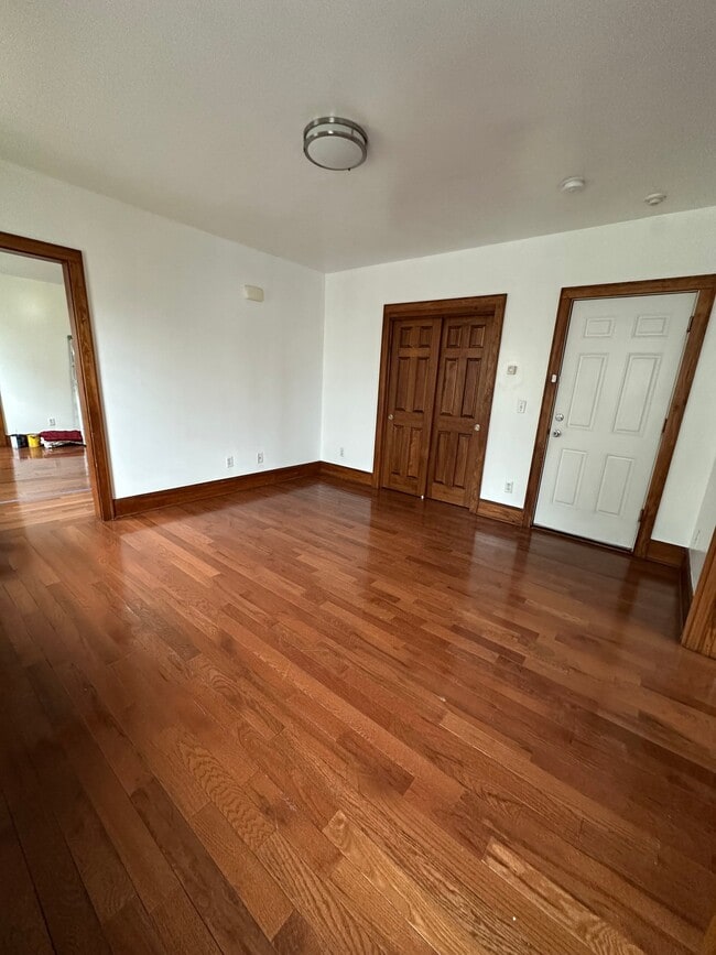 Photo - 37 Lyman St
