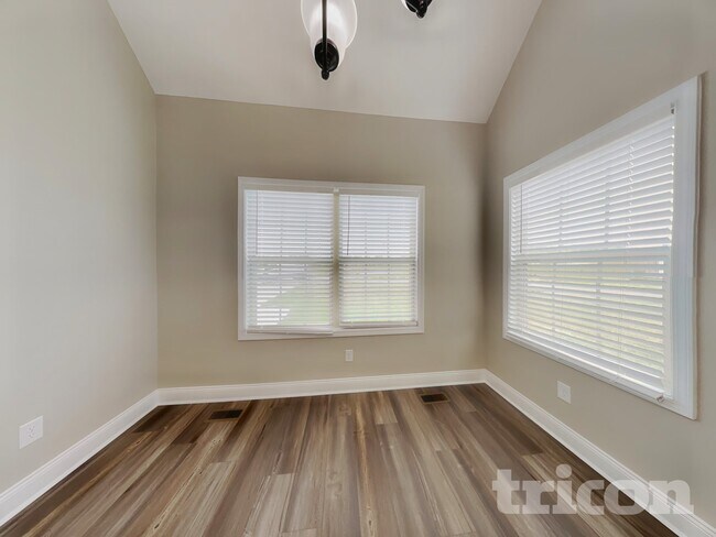 Photo - 109 Jesse Dr