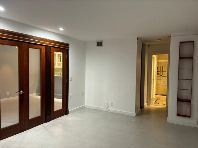 Photo - 7900 Camino Cir Unidad 110