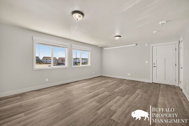 6289 N Silver Fox Rd Unit 6289 N Silver Fox Rd - Unit 2