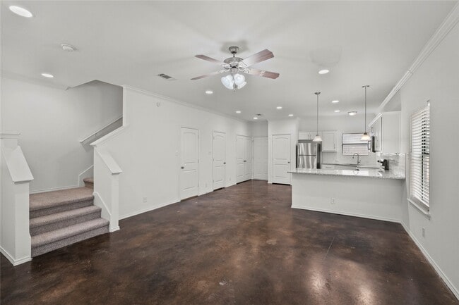 Photo - 13002 Idledale Dr