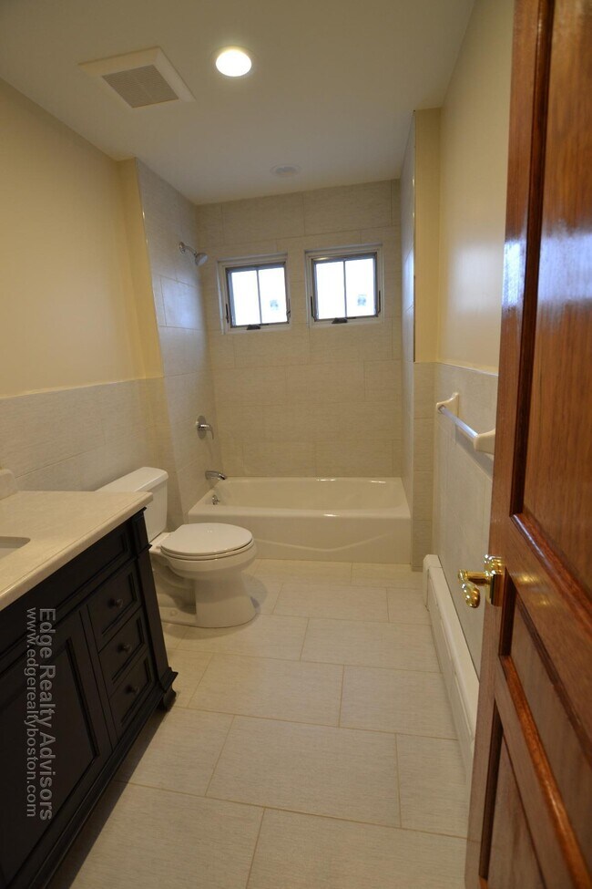 Photo - 160 Bigelow St Unit 1