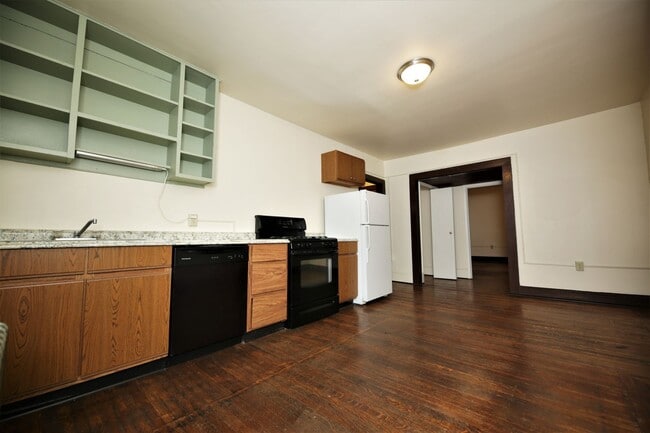 Photo - 2125 St Paul St Unit #3