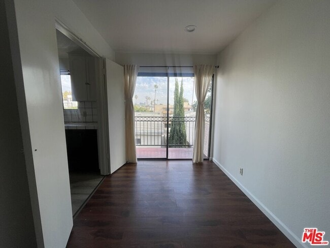 Photo - 1338 N Sierra Bonita Ave Unit 306