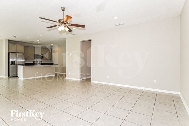 Photo - 1067 Persimmon Dr