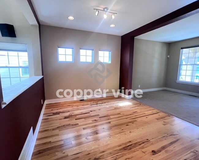 Photo - 14192 Madison St