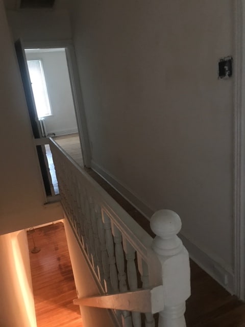 Building Photo - 42 W Duval St Rental