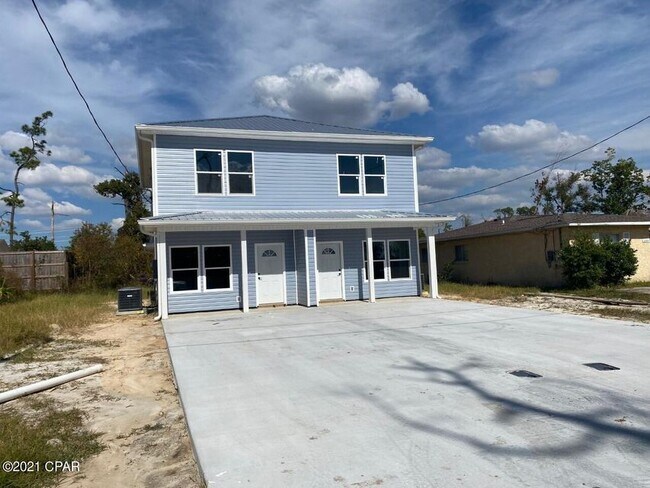 Photo - 6321 Chipewa St Townhome