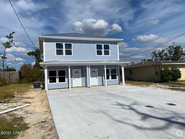 Building Photo - 6321 Chipewa St Rental