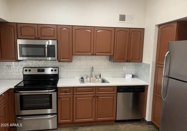 Photo - 7101 E Wilshire Dr Unit 2