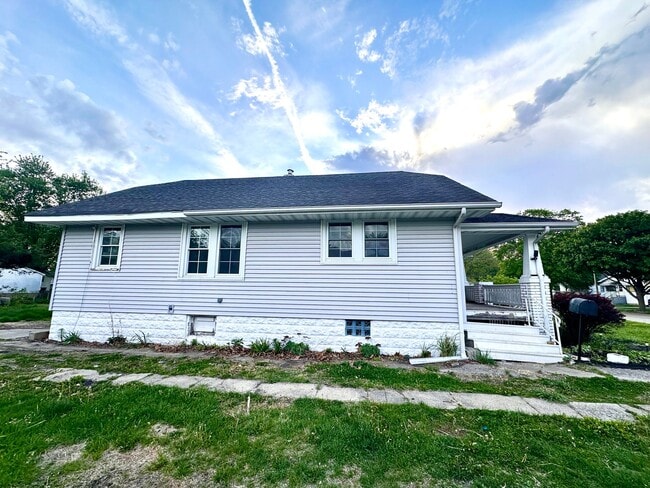 Photo - 1237 E Johns Ave