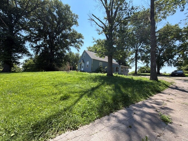 Photo - 12326 Larimore Rd