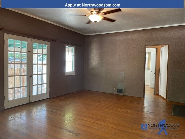 Photo - Great 2 Bedroom 1 Bath Cottage Style Home ...