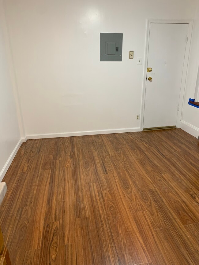 Photo - 834 Christian St Unit 2R