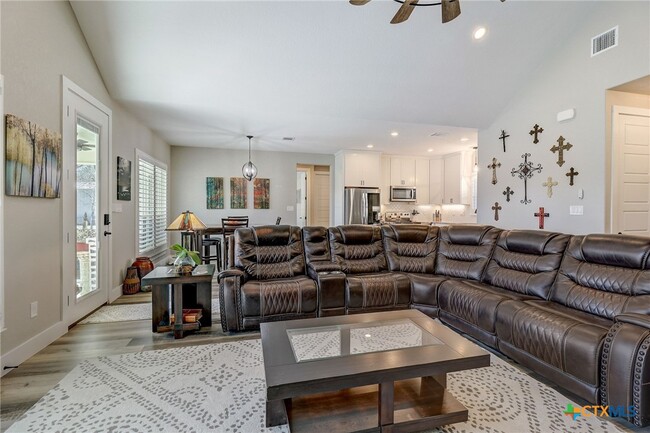 Photo - 281 Cibolo Way