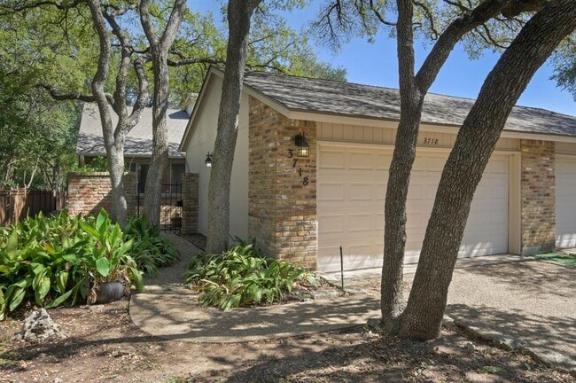 Photo - 3718 Steck Ave