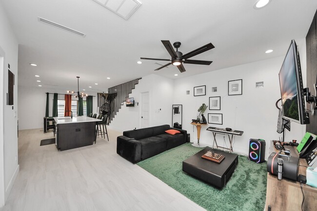 Photo - 6739 Calhoun Rd