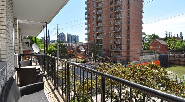 Photo - Crystal Arms Unit 00804