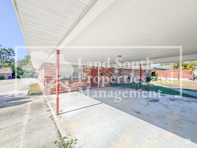 Photo - 1701 King Ave