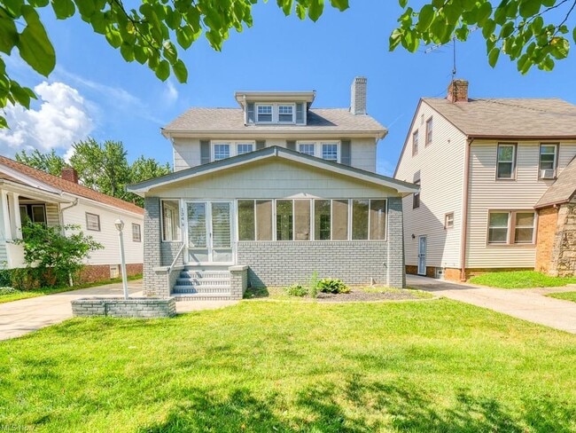 Photo - Lakefront 4-Bedroom Home for Rent in Euclid, OH