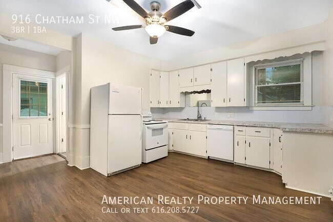 Photo - 916 Chatham St NW Unit 1
