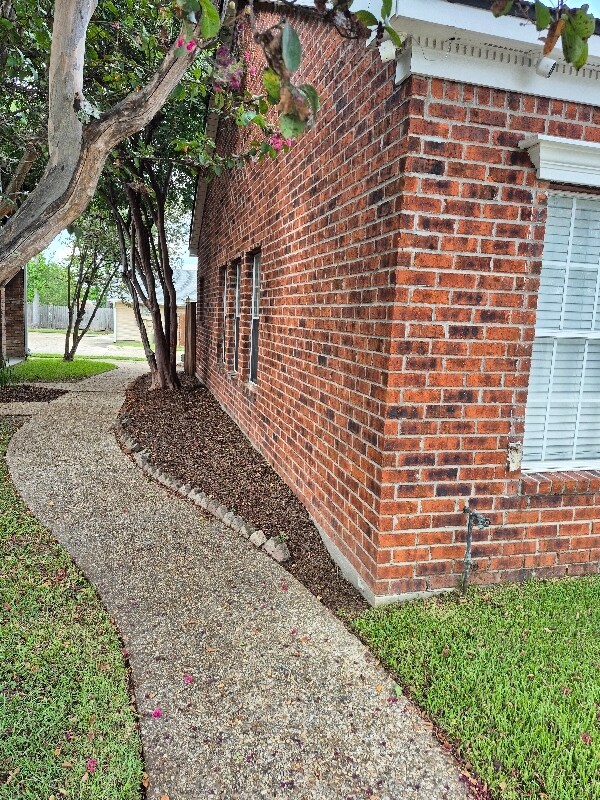 Photo - 152 S Foster Dr