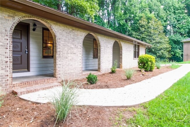 Photo - 1191 Arrowhead Rd