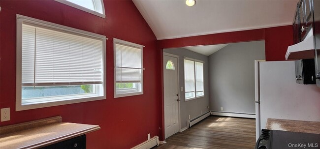 Photo - 79 Hemlock Dr
