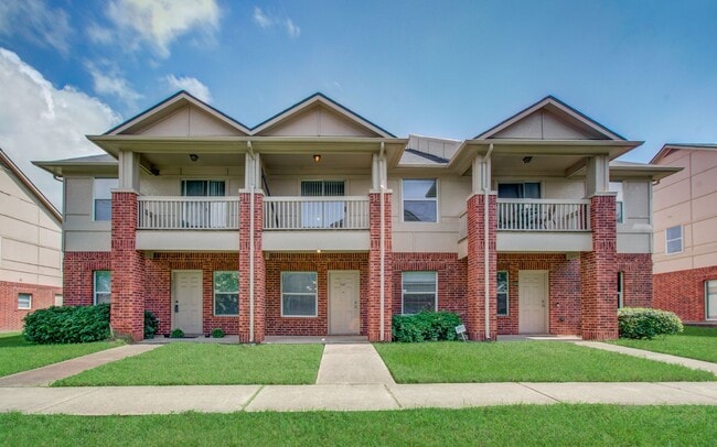 Photo - Affordable 3-Bedroom Townhome in Prime Missouri City Location