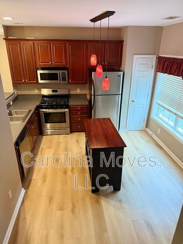 Photo - 626 Montreux Dr