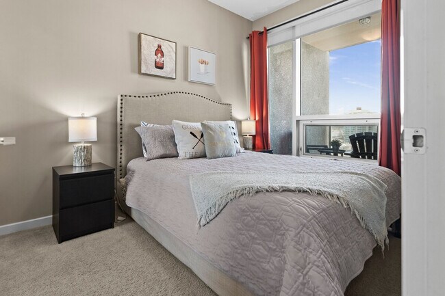 Photo - 1320 1st St SE Unit SI ID1345945P