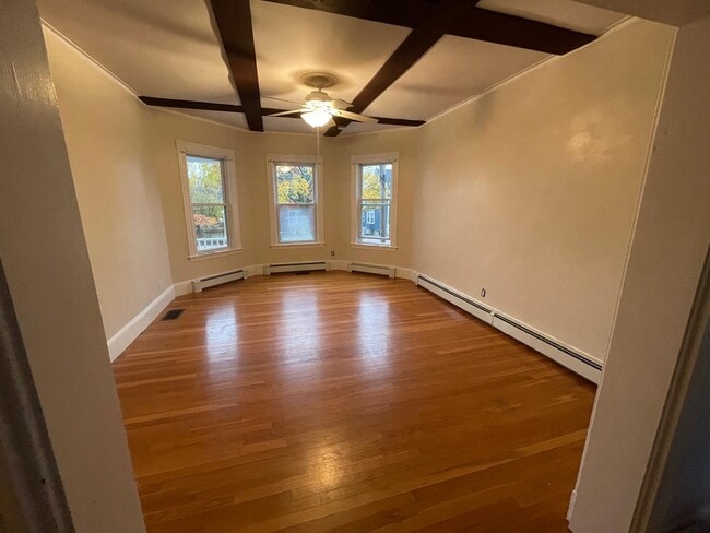 Photo - 578 Main St Unit 578