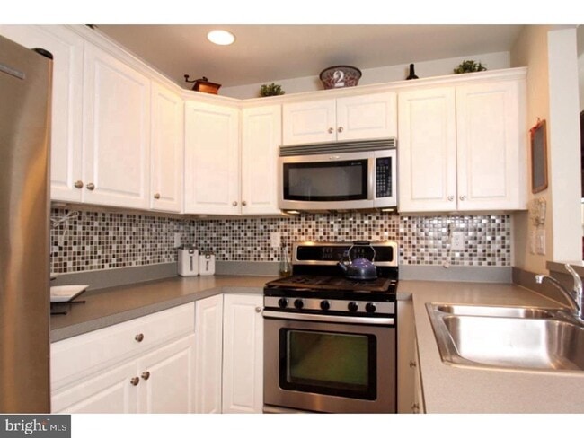 Building Photo - 278 Flagstone Rd