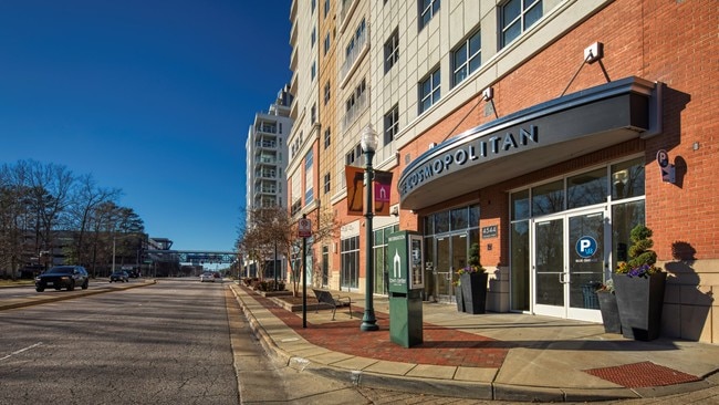 Welcome to Cosmo 2.0 - same amazing location, brand new details to love at The Cosmopolitan! - The Cosmopolitan Apartments