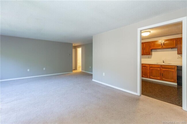 Photo - 47 Avonwood Rd