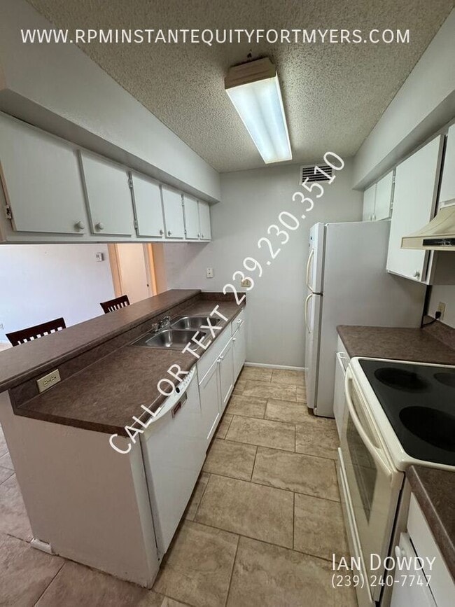 Photo - 5323 Summerlin Rd