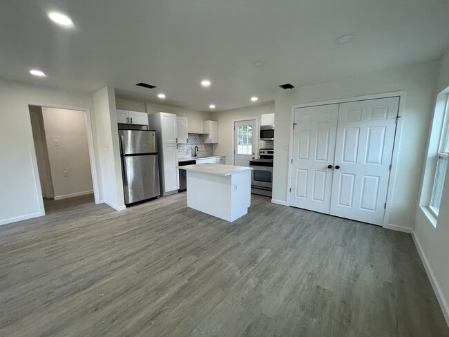 Photo - 10317 Andover Dr