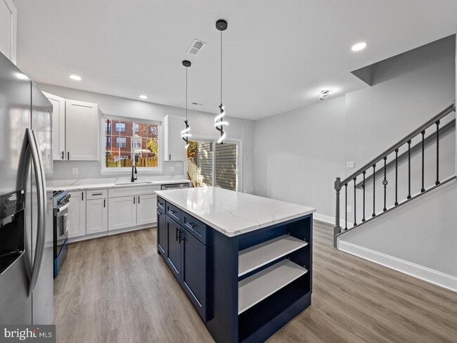 Photo - 13133 Park Crescent Cir