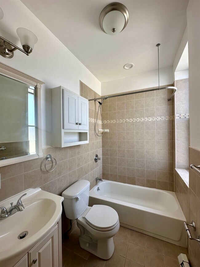 Photo - 275 Webster Ave Unit 8