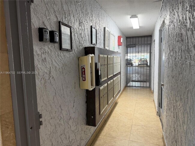 Photo - 13685 NE 10th Ave Unit 304