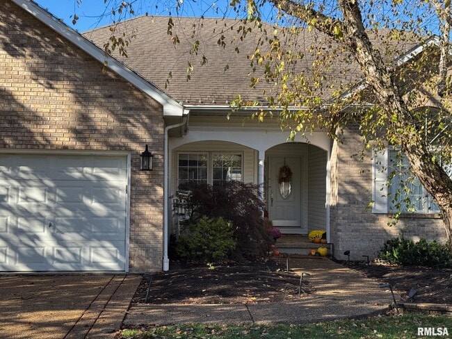 Photo - 515 Wren Dr House