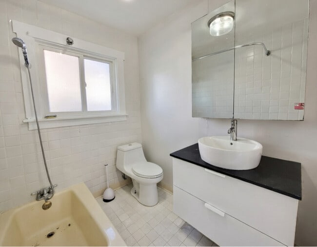 Photo - 170 S 30th St