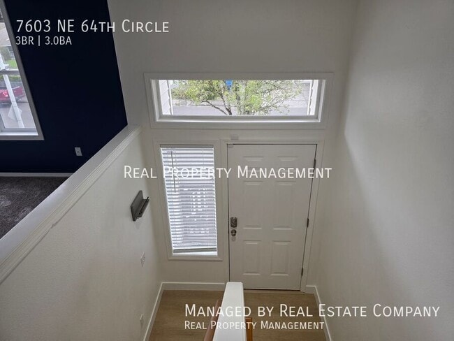 Photo - 7603 NE 64th Cir