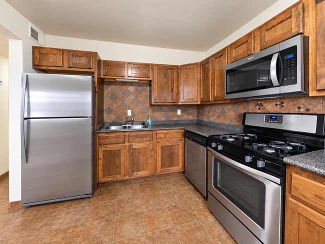 1313 Branson Ave