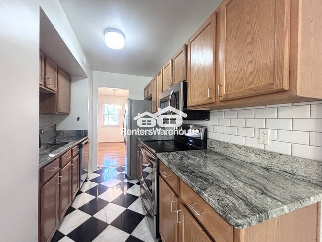 Photo - 250 Gold Kettle Dr