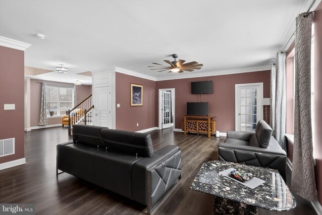 Photo - 129 Meridian Blvd