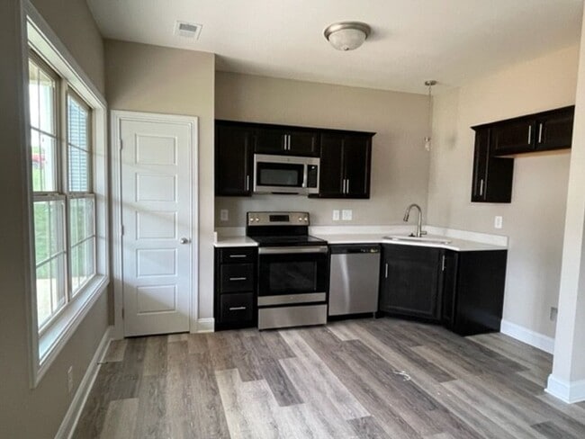 Photo - 3 Bedroom 2 Bathroom Home