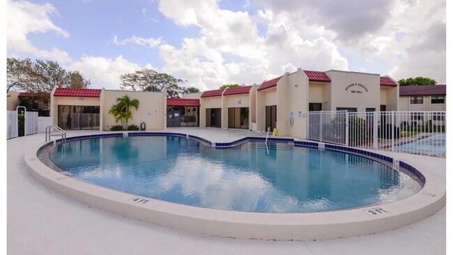 Photo - 2050 Oleander Blvd Unit 10203